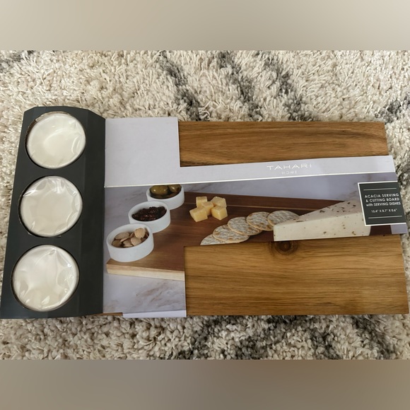 Tahari Acacia Serving And Cutting Board 
With 3 Serving Dishes New With Tags - Picture 1 of 2